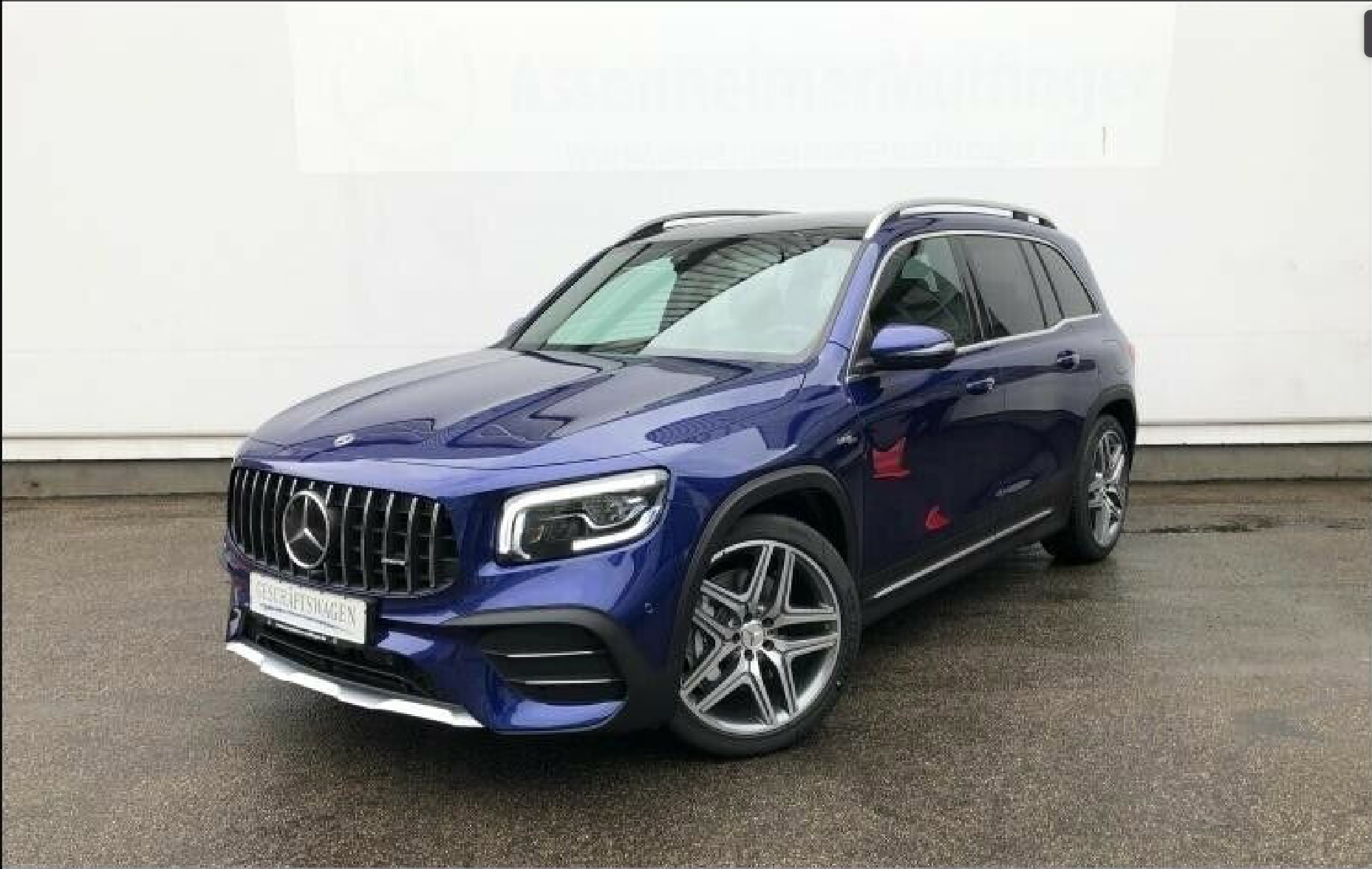 MERCEDES-BENZ GLB 35 AMG 4matic | nový model | sportovní SUV | benzin 306 koní | skvělá výbava | AMG paket | nákup online | super cena | autoibuy.com